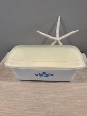 Corning Ware Loaf Pan & Cover Cornflower Design 2 Quart